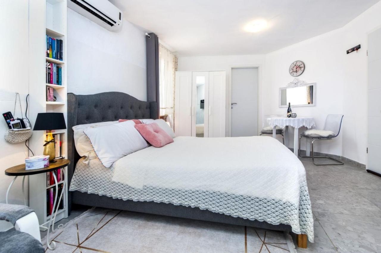 רוביני Apartments Casa Ivona מראה חיצוני תמונה
